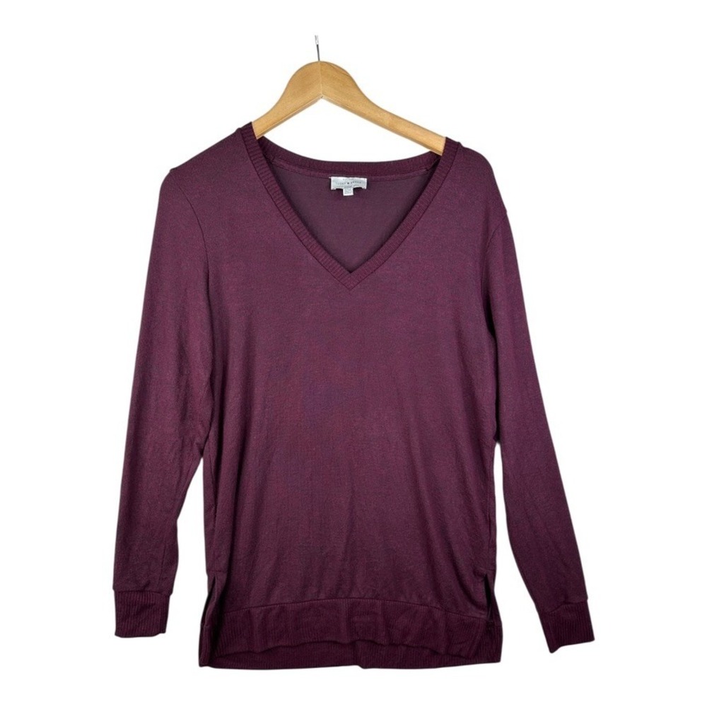 Lucky Brand V-neck Long Sleeve Soft Feel Sweater‎ size Small Maroon